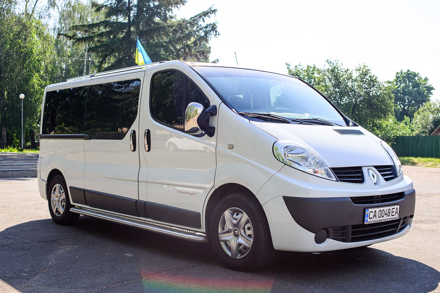 Renault Trafic II — мікроавтобус на 10 місць