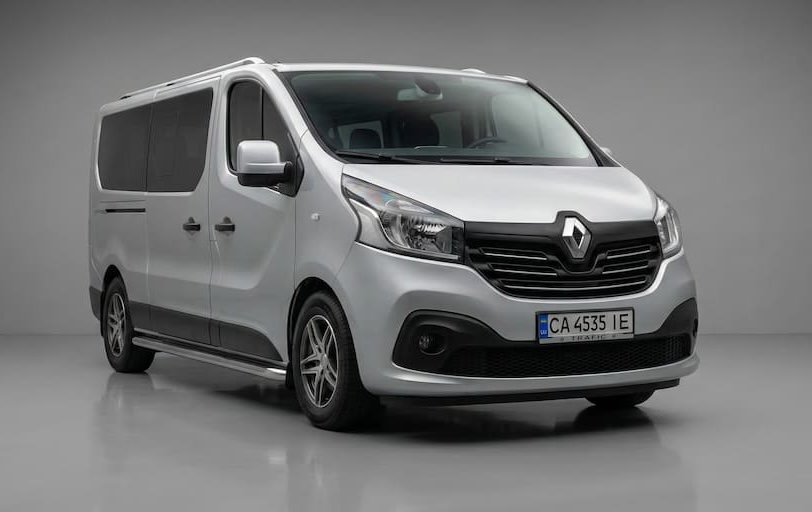 Renault Trafic III — мікроавтобус на 10 місць